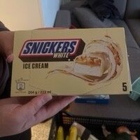 SNICKERS® Multipack Eisriegel White 5x40,8g = 223ml